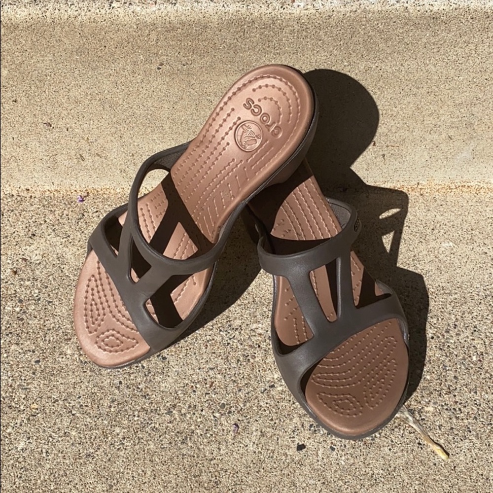 SOLD Crocs Brown Cyprus 2 Sandals/Heels EUC